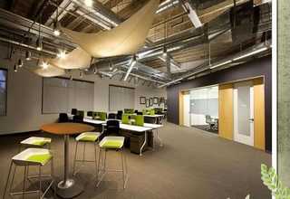 低压DC12V超宽电动卷帘优点