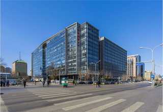 玻璃面板道闸多少钱一个